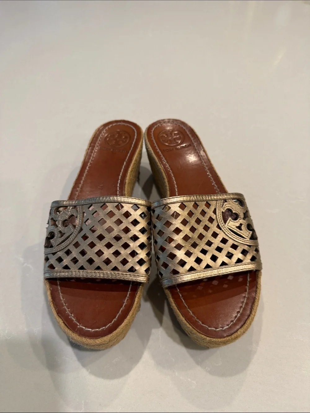 Tory Burch Thatched Perforated Wedge Sandals EUC